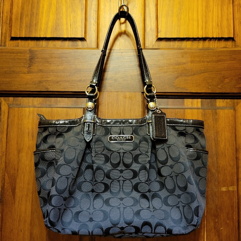 Coach East/West Gallery Black Tote BagF15146 - Picture 15 of 16